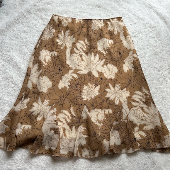 Vintage Worthington  Brown Floral Midi Skirt - Picture 4 of 5